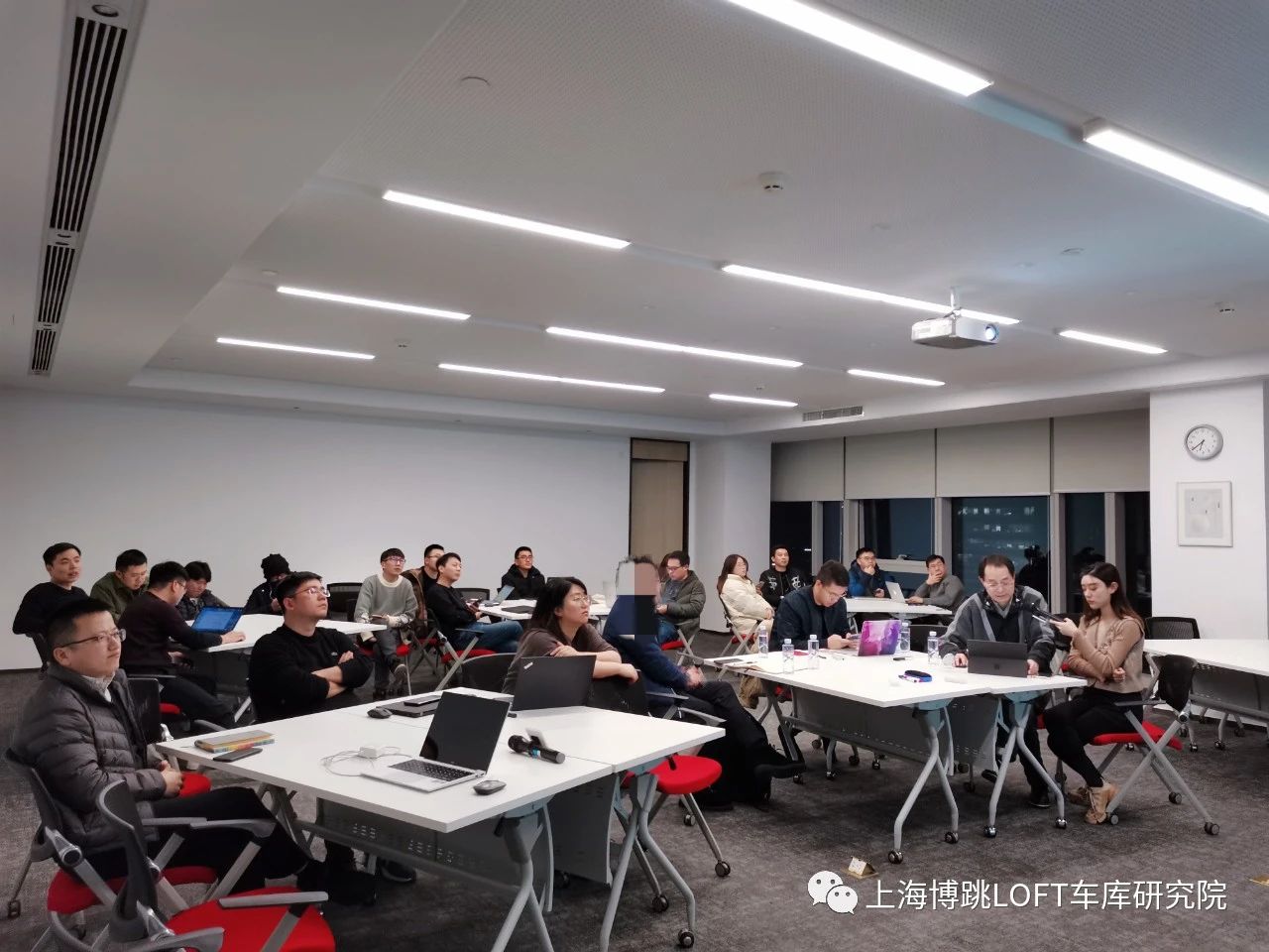 重庆杭州LOFT车库专题会