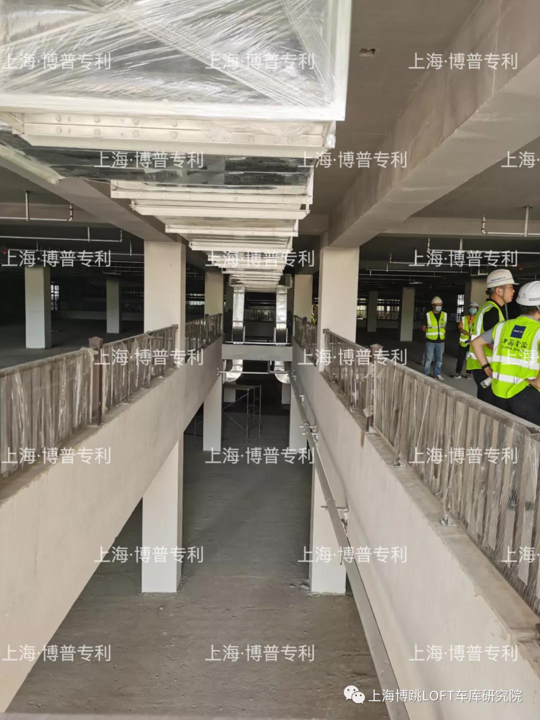 重庆恭喜金茂集团第一个LOFT专利车库项目封顶！（限内部参观）