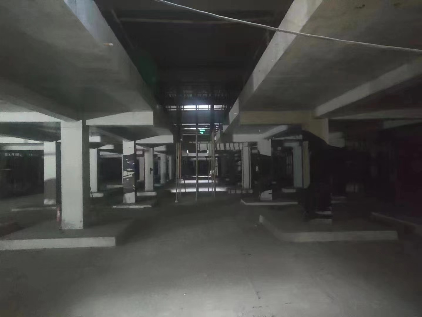 重庆山东又一个上海博普LOFT车库拔地而起